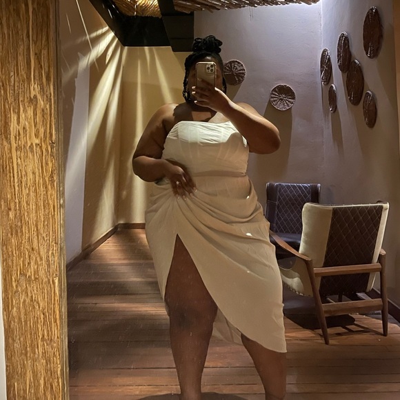 4X White Corset / Bustier top - Picture 3 of 3